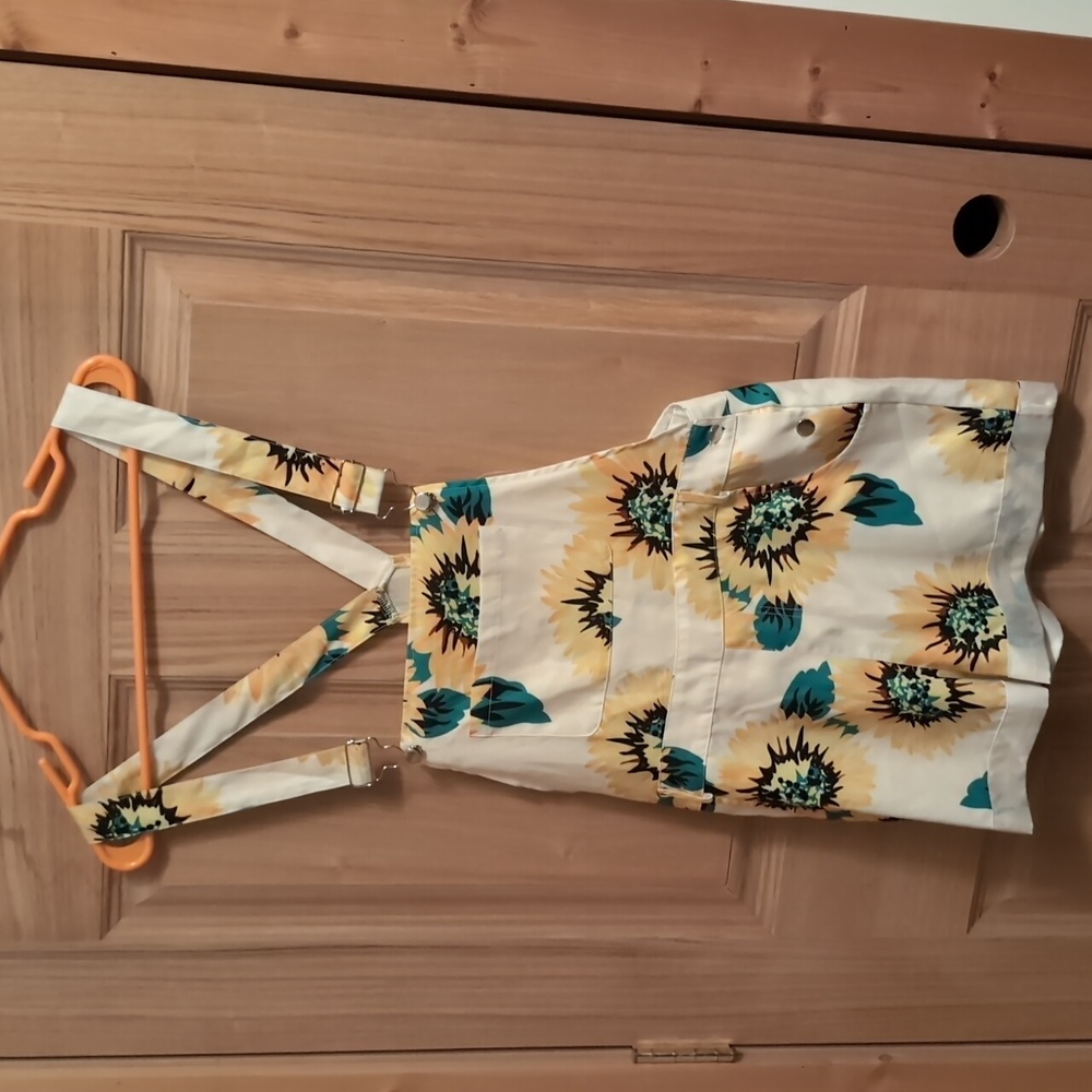Summer sunflower cover alls overalls shorts medium